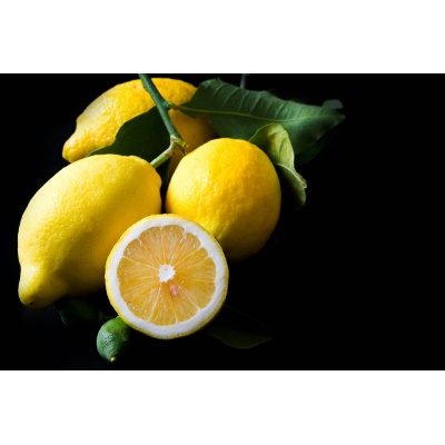 lemon on black